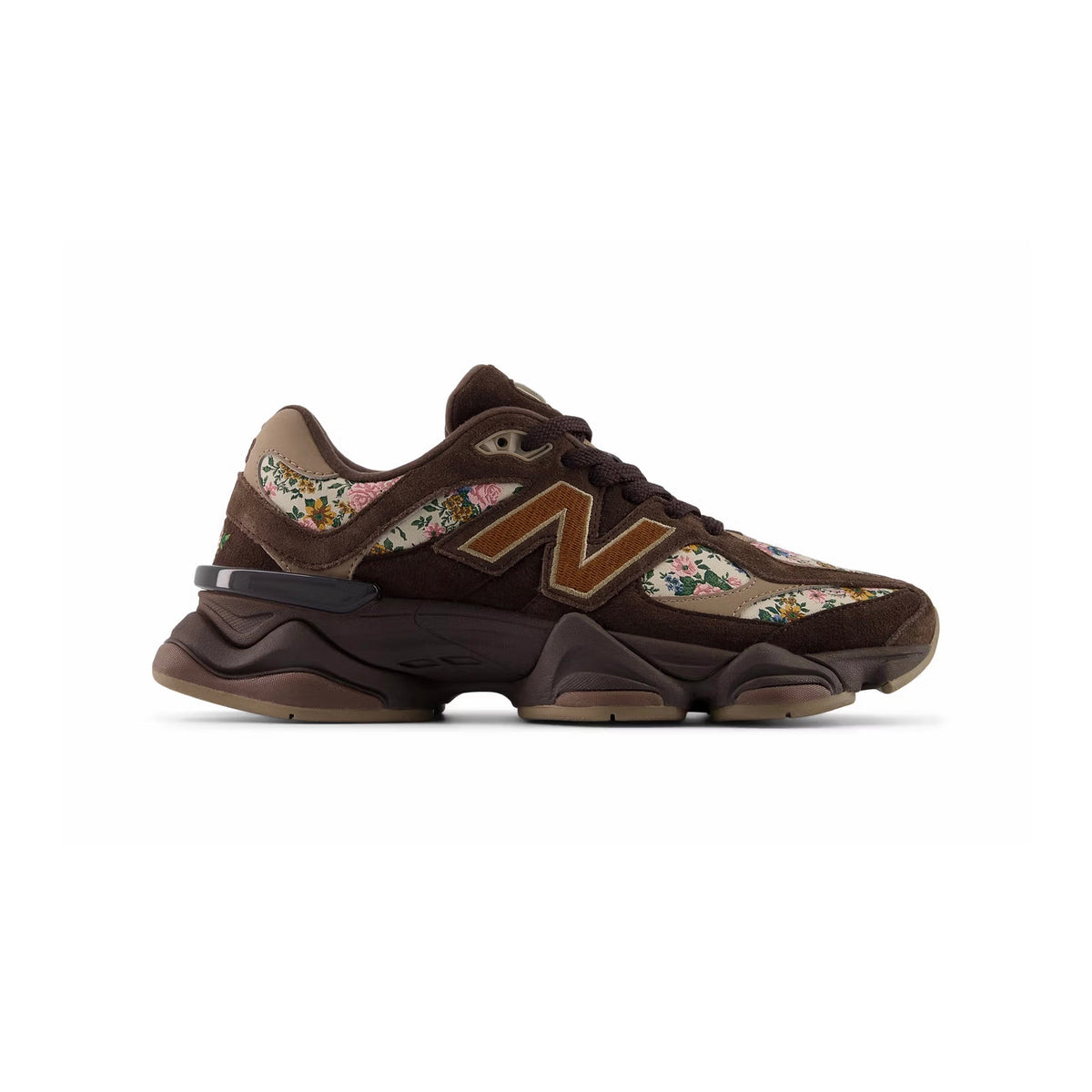 New Balance 9060 x atmos Timeless Beauty Rosa Marrone Uomo Donna - 1
