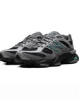 New Balance 9060 Grigio Nero Uomo Donna Sneakers - 4