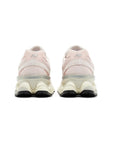 New Balance 9060 Pink Haze Rosa Chiaro Uomo Donna - 3