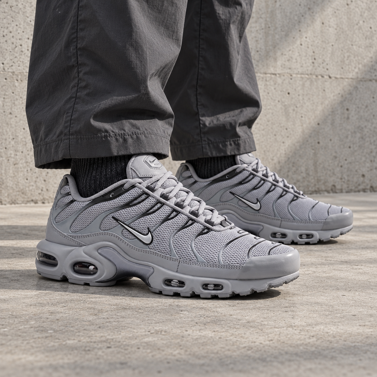 Nike Air Max Plus Wolf Grey Grigio Uomo Donna - 4