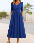 Olivia | Vestito midi da donna con scollo a V, incrocio frontale e maniche corte