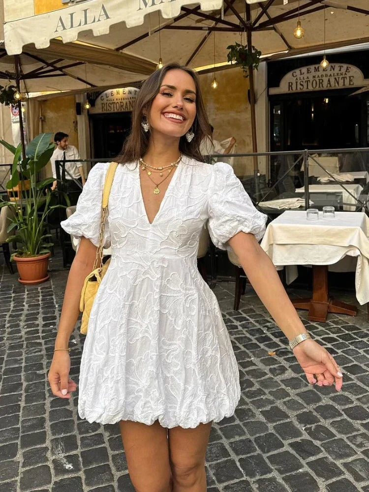 Vestito Mini Ricamato Bianco in Cotone da Donna – Maniche a Sbuffo Taglio Svasato
