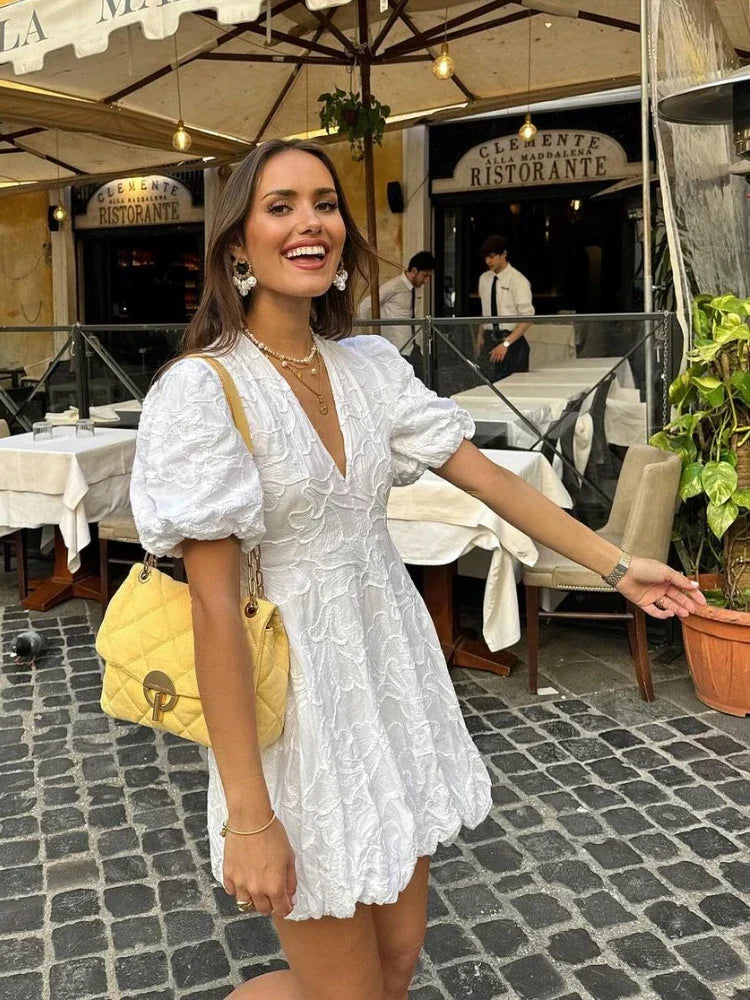 Vestito Mini Ricamato Bianco in Cotone da Donna – Maniche a Sbuffo Taglio Svasato