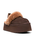 UGG Funkette Platform Brown sabot platform uomo e donna in pelle scamosciata e montone marrone, vista frontale