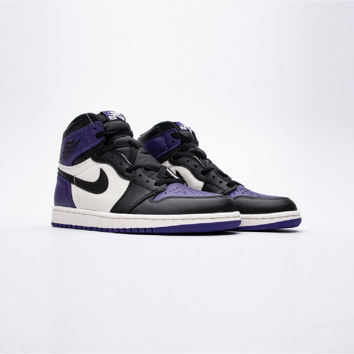 Nike Air Jordan 1 High Retro Viola Court e Bianca in Pelle
