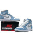 Nike Air Jordan 1 High Hyper Royal Azzurro e Bianco