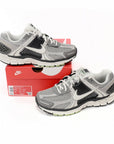 Nike Air Zoom Vomero 5 Grigie Cobblestone Scarpe Running Uomo Donna