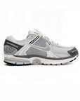Nike Air Zoom Vomero 5 Grigio Chiaro e Nero Scarpe Running Uomo