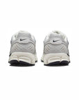 Nike Air Zoom Vomero 5 Argento e Grigio Scarpe Running Uomo Donna