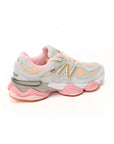 New Balance 9060 Donna Rosa e Azzurro x Joe Freshgoods in Mesh e Pelle