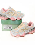 New Balance 9060 Donna Rosa e Azzurro x Joe Freshgoods in Mesh e Pelle