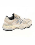 New Balance 9060 Scarpe Uomo Beige Chiaro in Pelle Scamosciata Casual