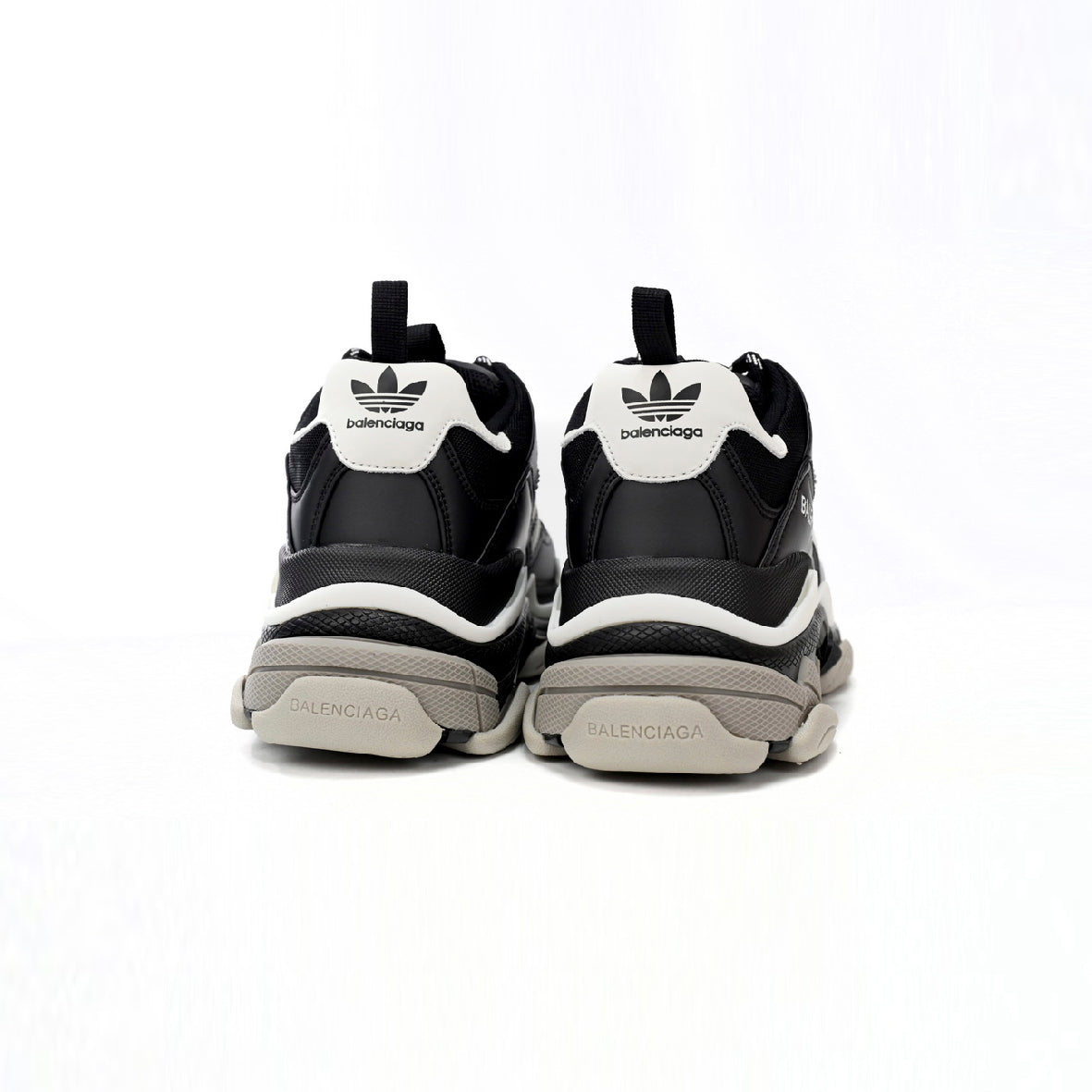 Adidas x Balenciaga Triple S Nero Bianco Uomo Donna - 3