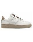 Nike Air Force 1 '07 Pelle Bianca Dettagli Brogue e Suola Beige