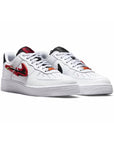 Nike Air Force 1 Low Bianco con Swoosh e Moschettone Rosso