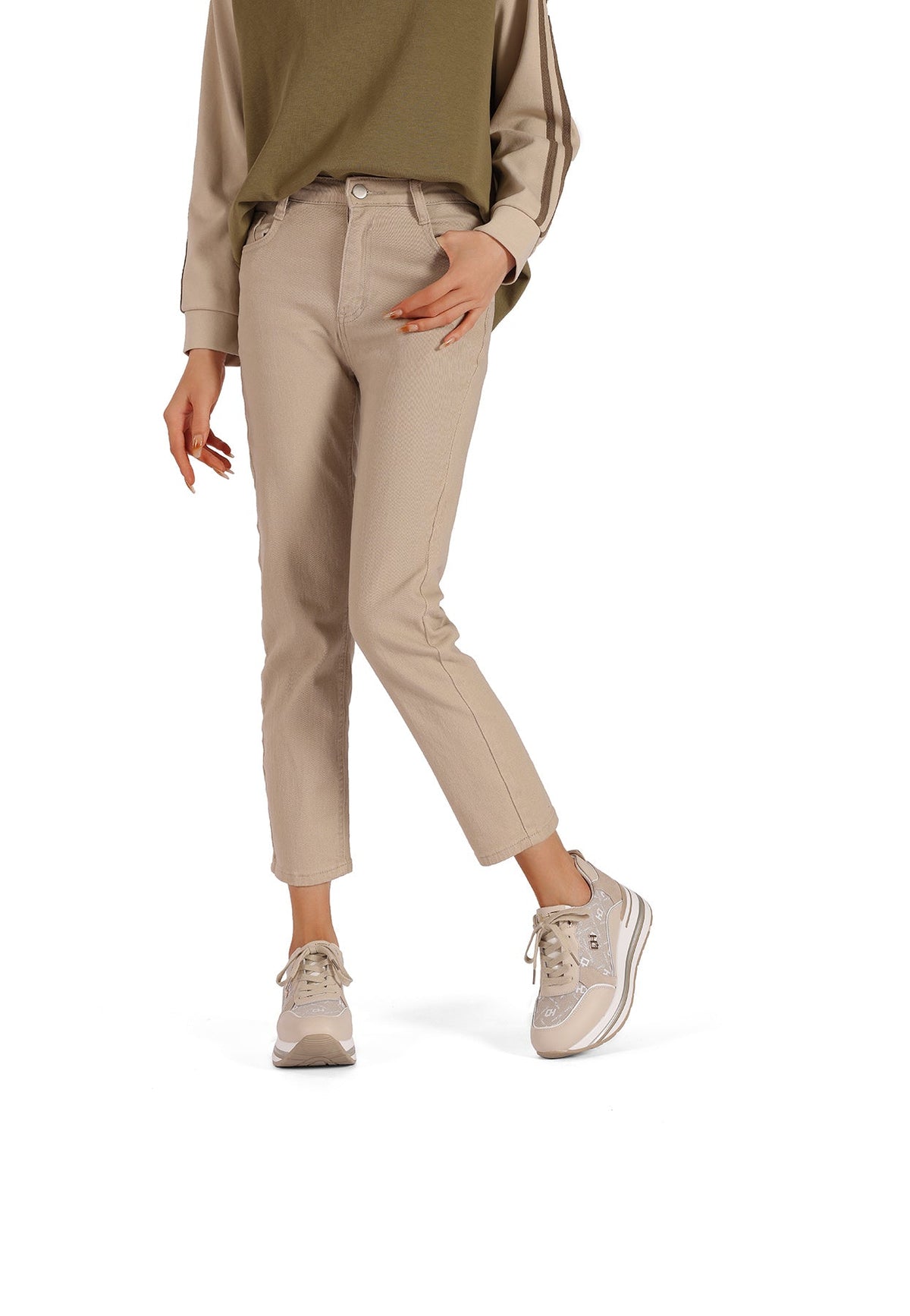 Sneakers Donna Ilenia Pia Sildora – dettaglio del materiale