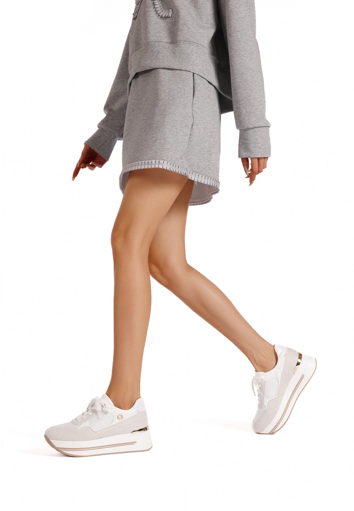 Sneakers Donna Matilde Elena Sildora – vista indossata