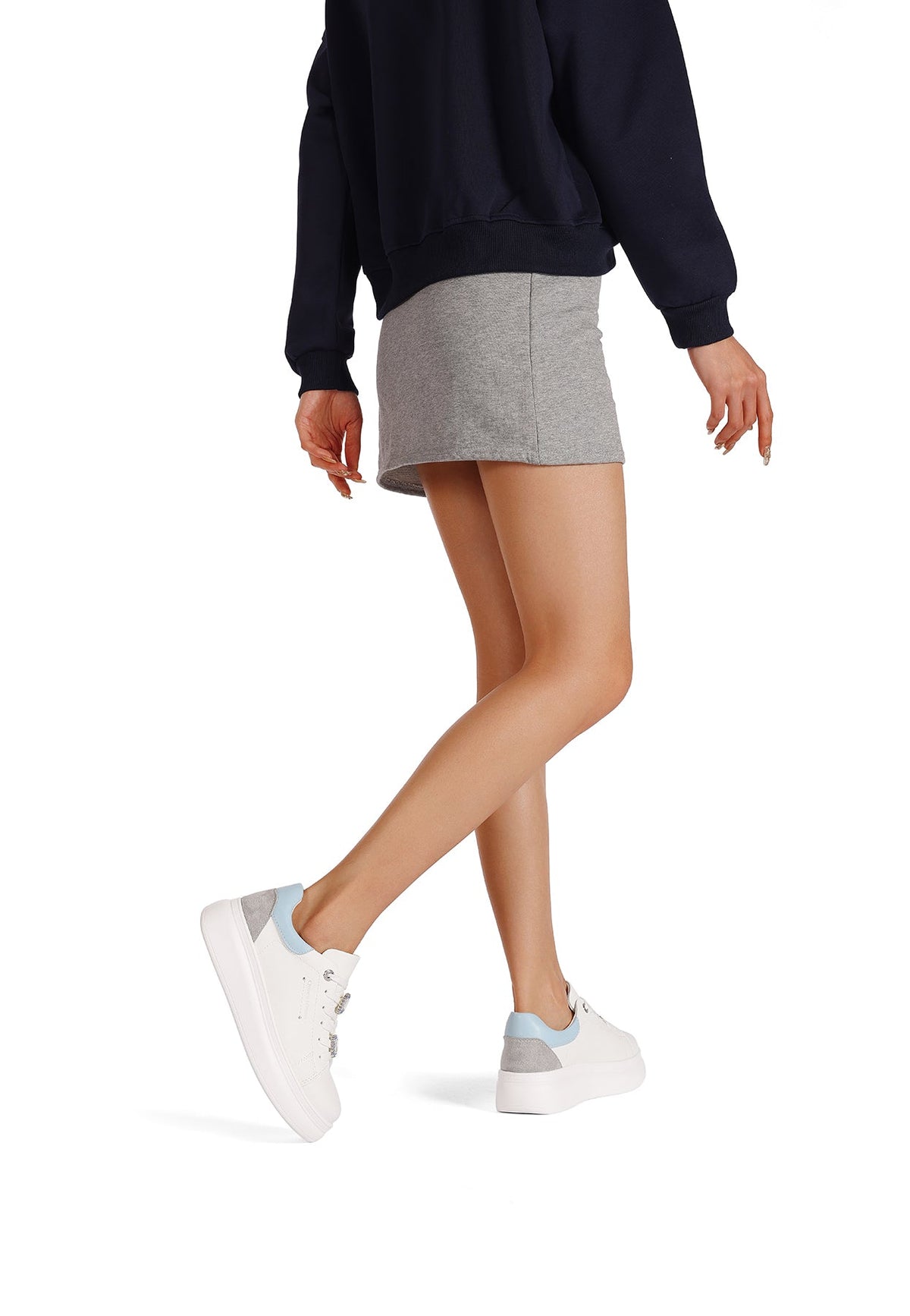 Sneakers Donna Ilenia Sara Sildora – vista indossata