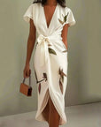 Sophie | Vestito midi incrociato a V con stampa foglie da donna