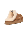 UGG Disquette Alpine Chestnut sabot donna in pelle scamosciata e montone marrone chestnut, dettaglio suola