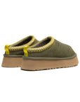 UGG Tazz Olive Green ciabatte platform uomo e donna in pelle scamosciata e montone verde oliva, dettaglio suola
