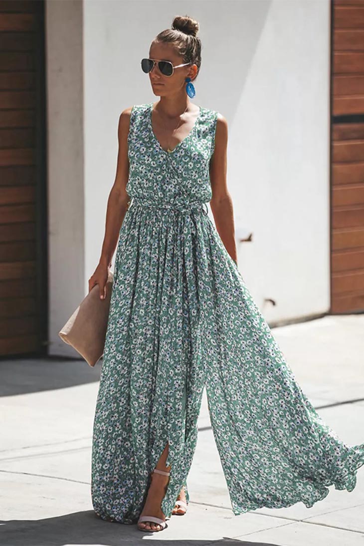Abito lungo da donna con stampa floreale minuta
