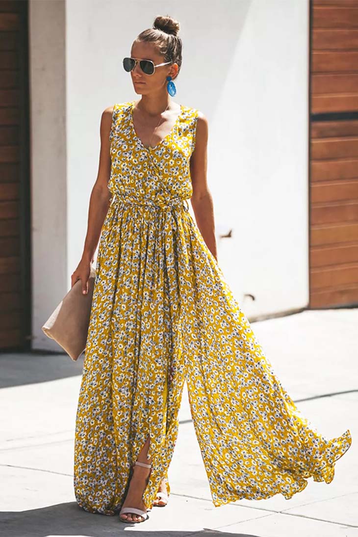Abito lungo da donna con stampa floreale minuta