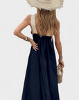 Abito lungo elegante da donna con scollo a incrocio