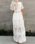 Abito lungo da donna in pizzo bianco