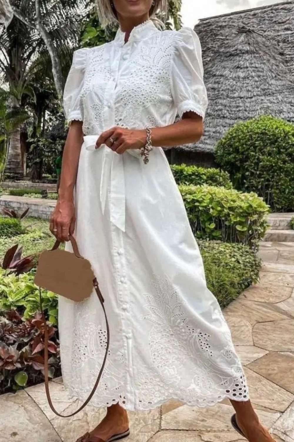 Abito Maxi Bianco da Donna con Dettaglio a Bottoni