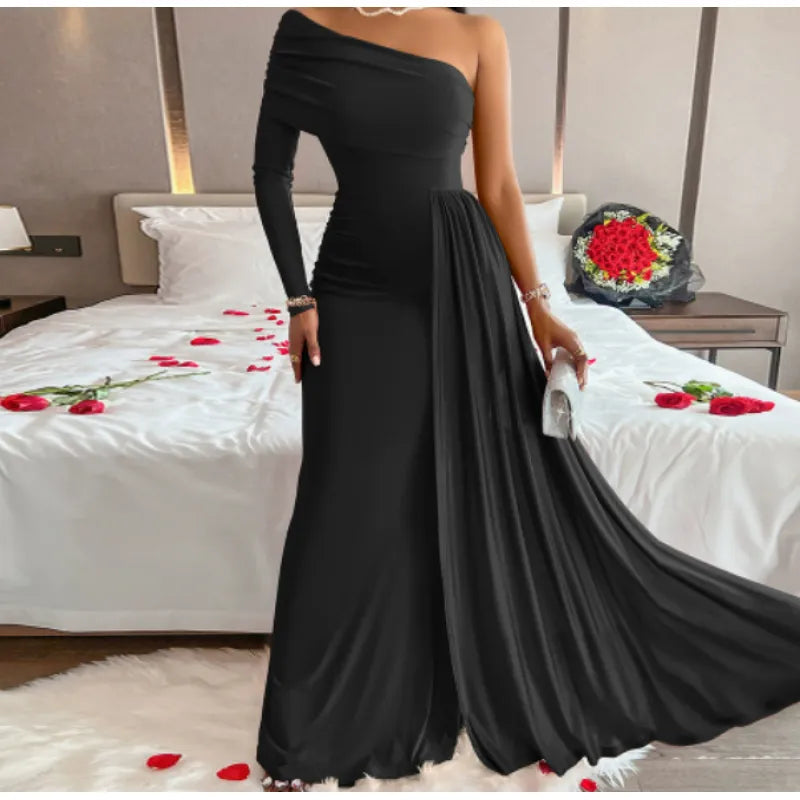 Abito lungo donna in tessuto leggero, spalle scoperte
