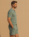 Completo Coordinato Uomo Polo Tricot e Pantaloncini - vista laterale
