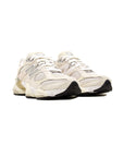 new balance 9060 sea salt off white scarpe unisex