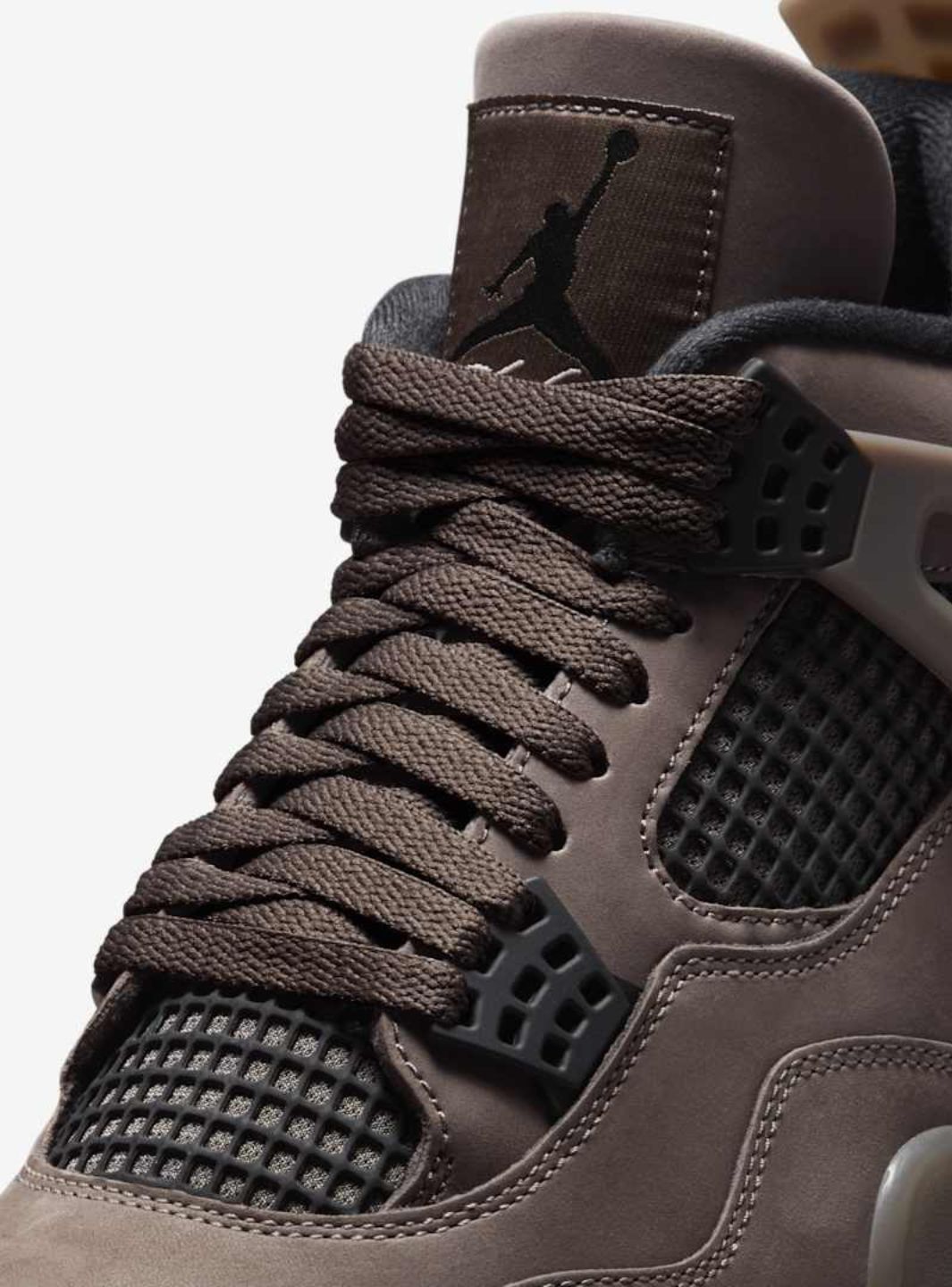 Nike Air Jordan 4 Retro Cave Stone sneakers alte in beige marrone - dettaglio suola