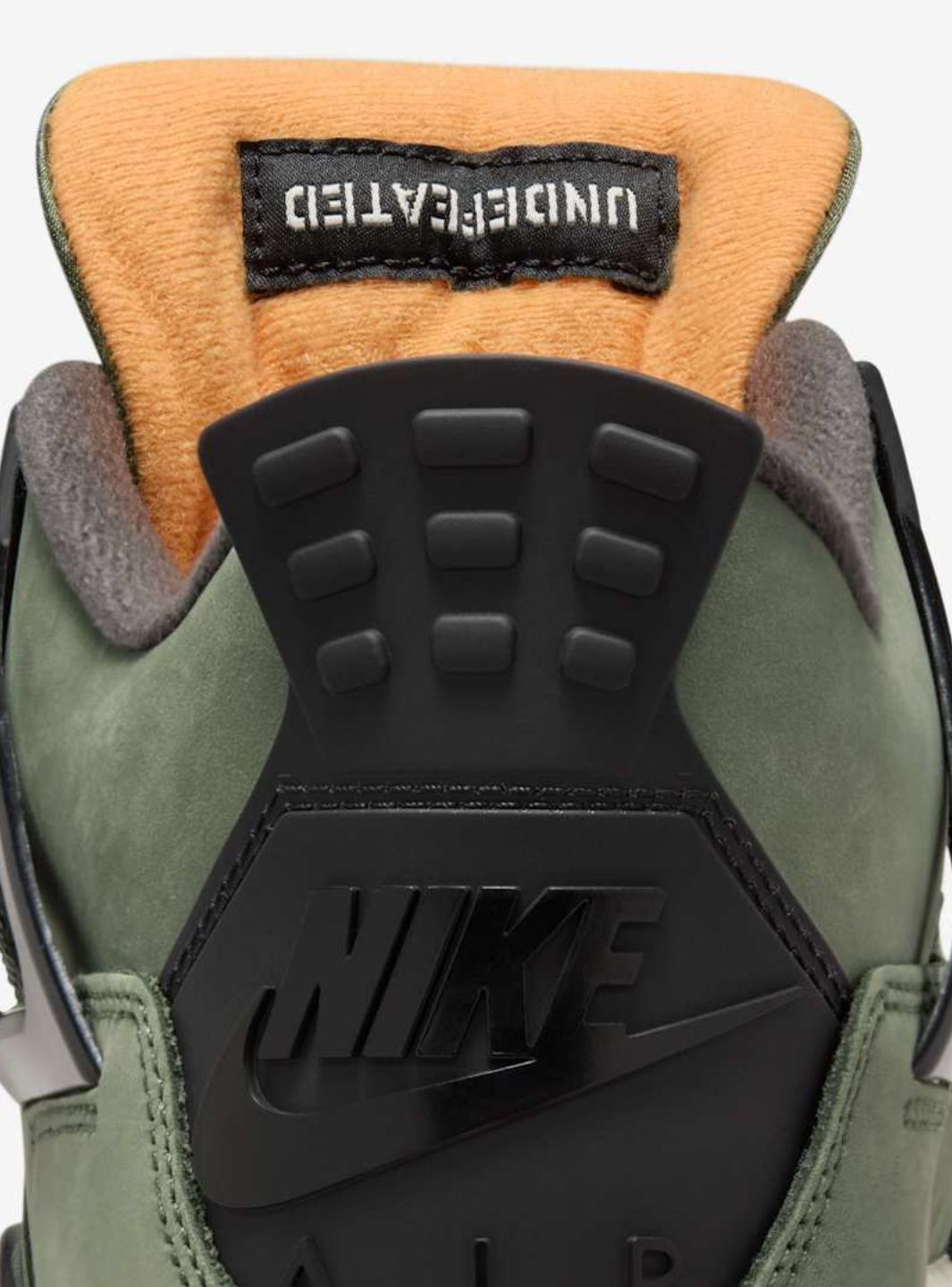 Nike Air Jordan 4 Retro Undefeated sneakers alte in grigio verde - dettaglio tallone
