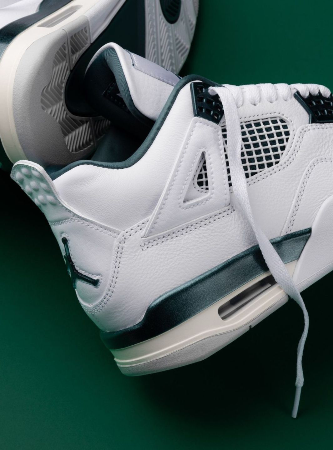 Nike Air Jordan 4 Retro Oxidized Green sneakers alte in verde - dettaglio suola