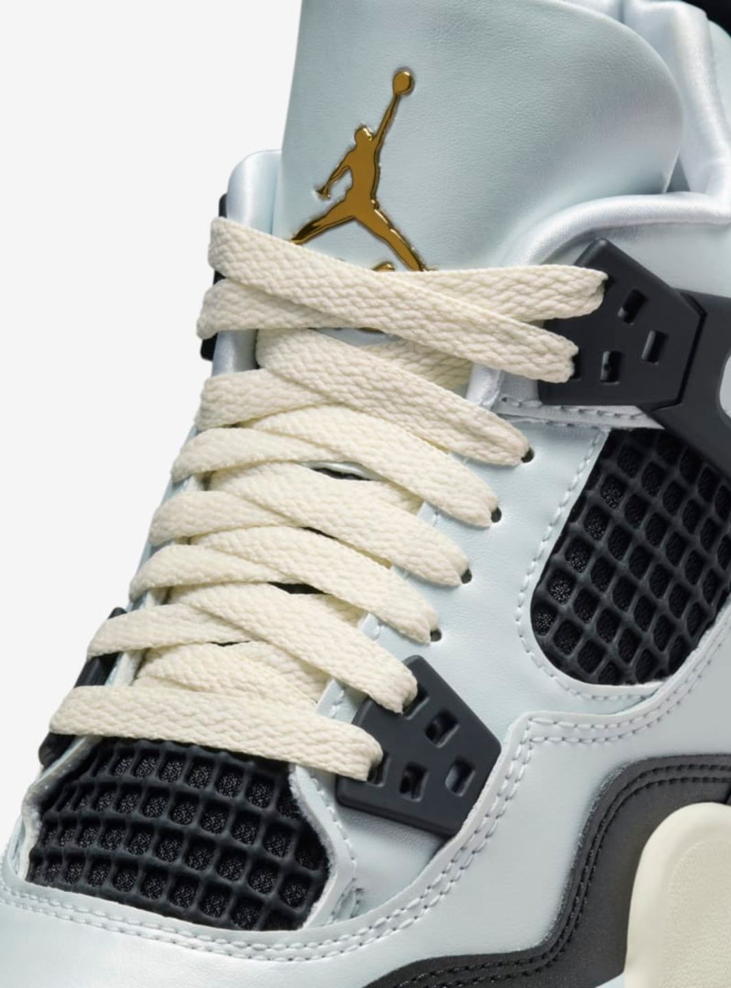 Nike Air Jordan 4 Retro Platinum Gold sneakers alte in bianco oro - dettaglio suola