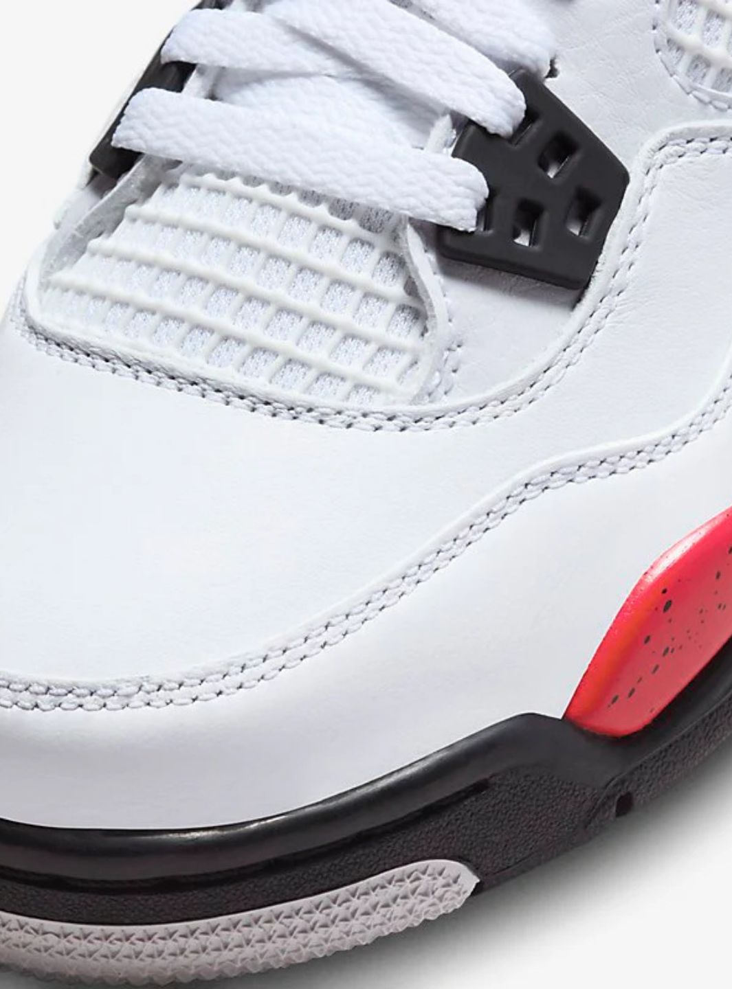 Nike Air Jordan 4 Retro Red Cement sneakers alte in bianco rosso - dettaglio suola