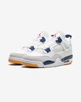 Nike Air Jordan 4 Retro SB Navy sneakers alte in blu navy bianco - vista frontale
