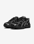 Asics Gel-1130 Black Pure Silver sneakers basse uomo e donna in mesh e pelle sintetica nero argento, vista frontale