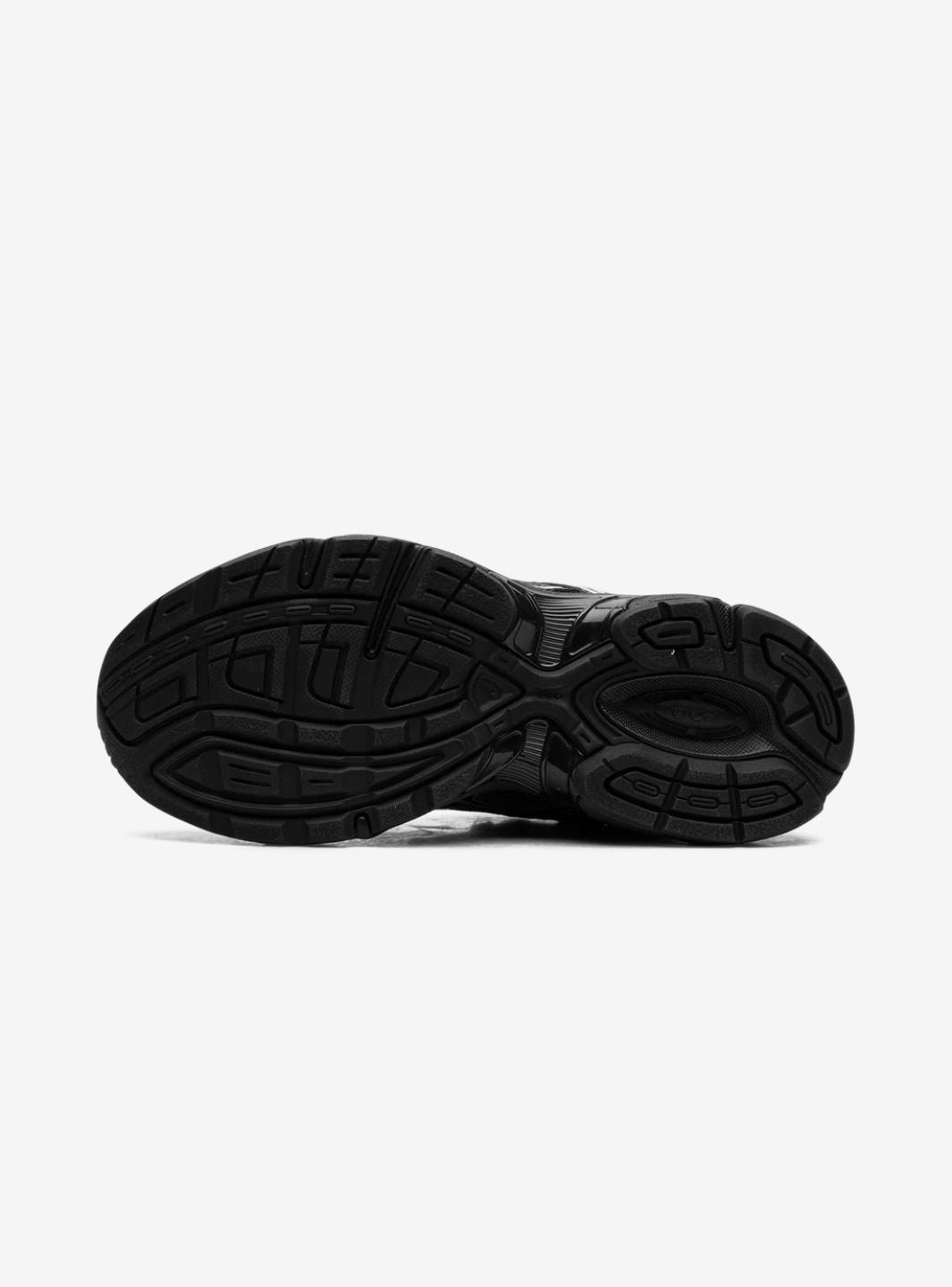 Asics Gel-1130 Black Pure Silver sneakers basse uomo e donna in mesh e pelle sintetica nero argento, vista posteriore