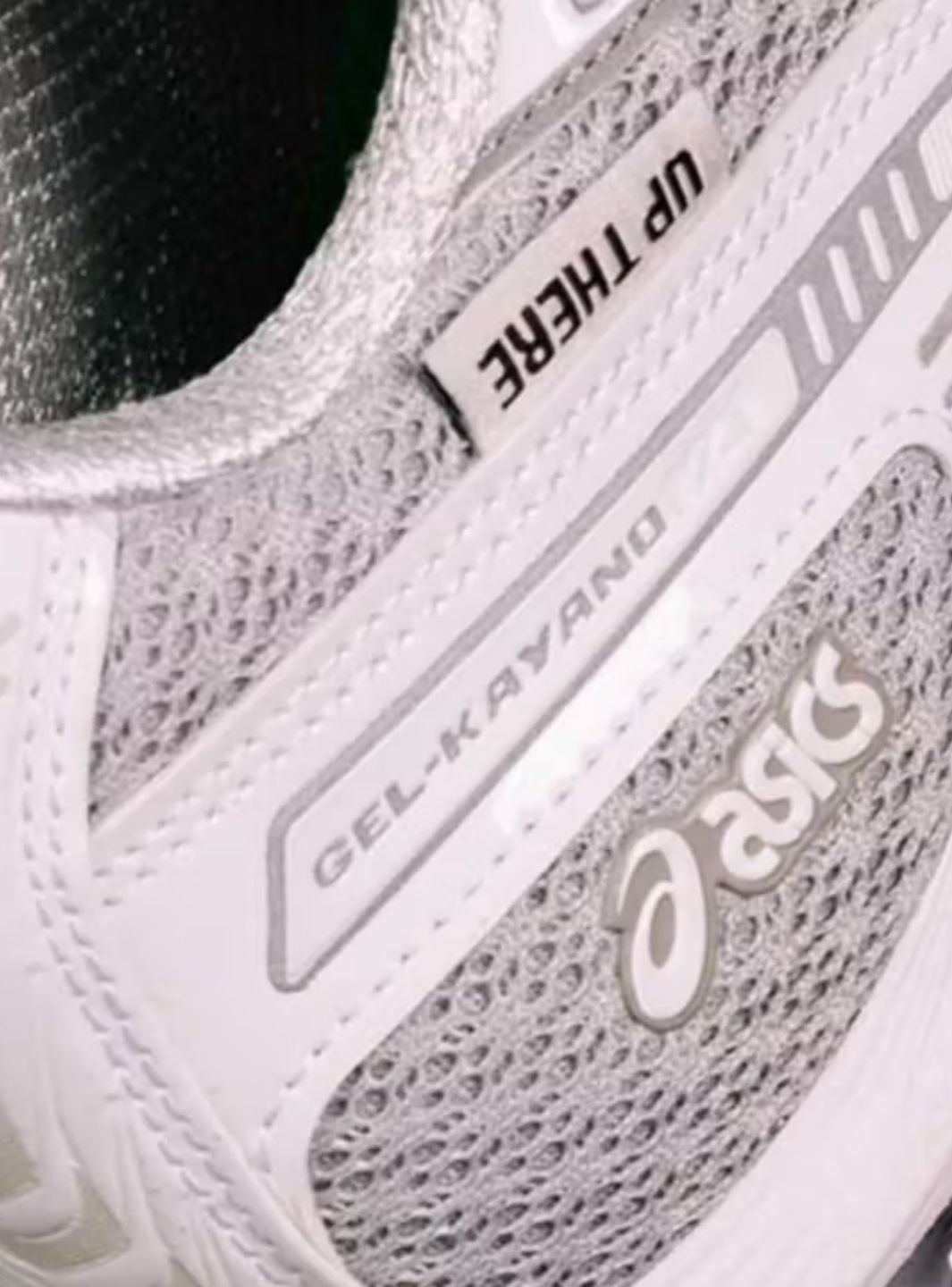 Asics Gel-Kayano 12.1 Up There Natsukashii Glacier Grey sneakers basse uomo e donna in mesh, pelle sintetica e pelle grigio, 