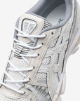 Asics Gel-Kayano 12.1 Cream Smoke Grey sneakers basse uomo e donna in mesh, pelle sintetica e pelle crema grigio, vista later