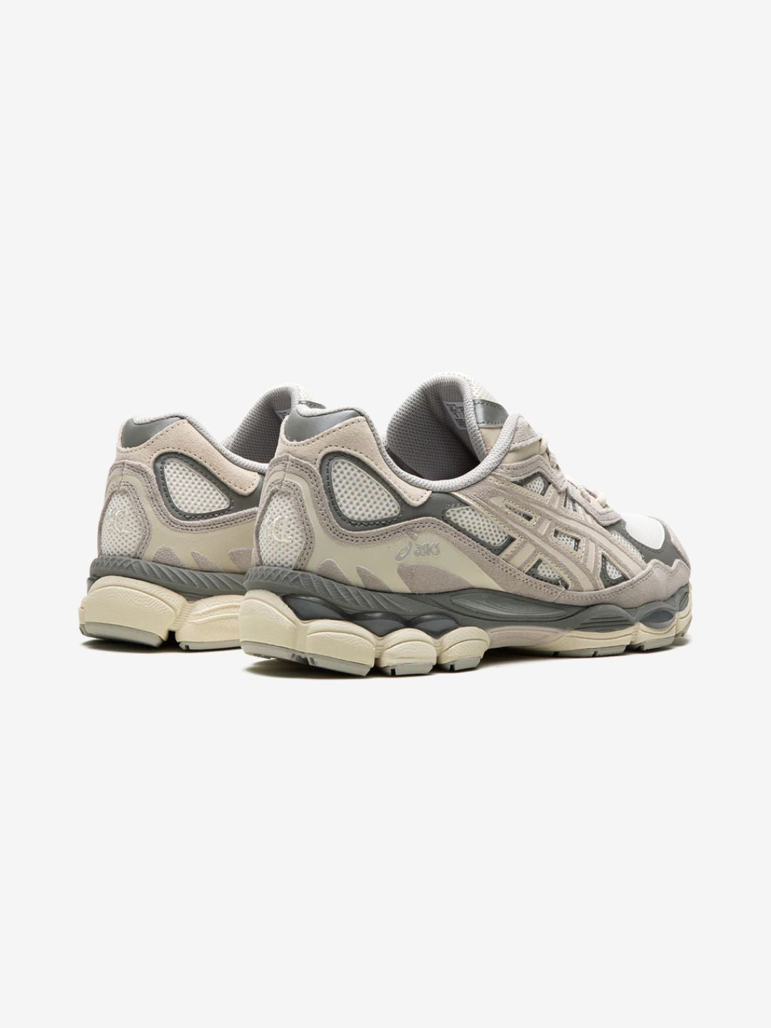 Asics Gel-NYC Oyster Grey sneakers basse uomo e donna in mesh e pelle scamosciata grigio, dettaglio suola