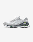Asics Gel-NYC White Glacier Grey sneakers basse uomo e donna in mesh e pelle scamosciata bianco grigio, vista laterale