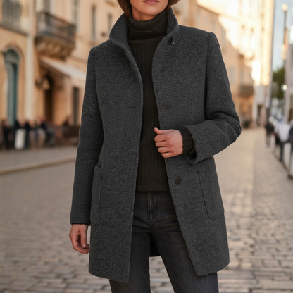 Giacca invernale da donna con cappuccio