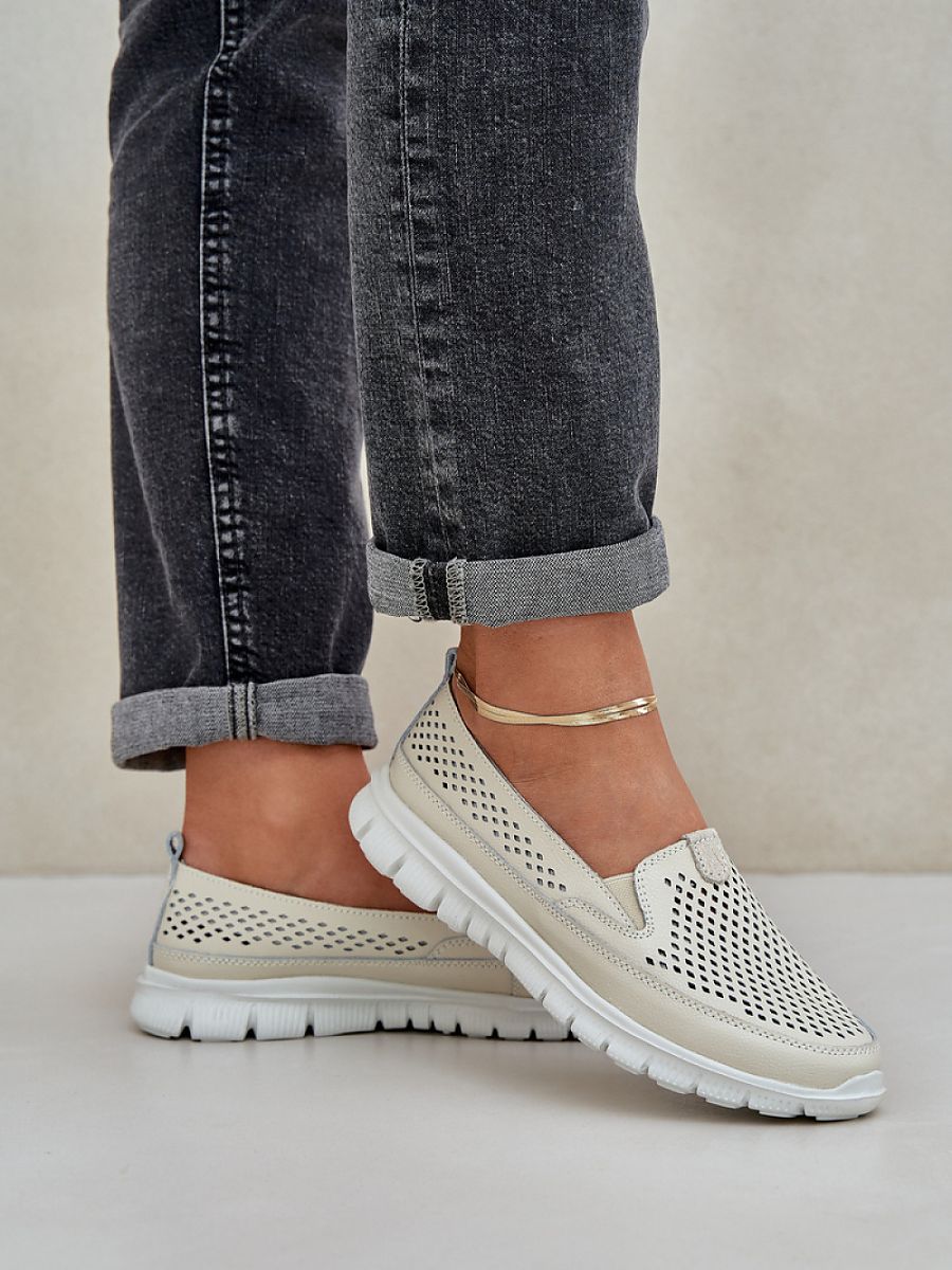 Mocassini Donna Beige Chic e Trendy