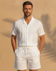Completo Coordinato Uomo Camicia Guayabera e Pantaloncini - Bianco - indossato