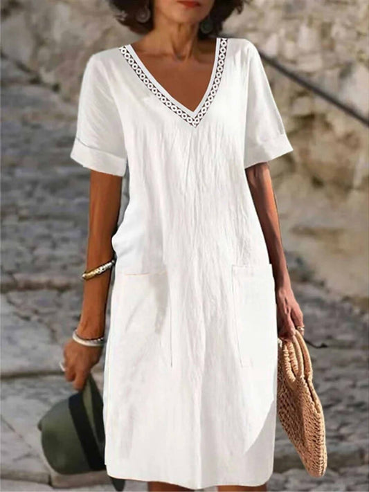 Callie Women's Dress - White Cotton V Collar, maniche corte e taglio dritto