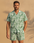 Completo Coordinato Uomo Camicia Tropicale e Pantaloncini - Foglie Verdi - indossato
